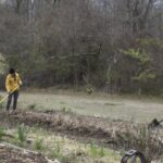 20220410HRSpringFestival02PreparingTheGarden