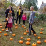 20221030HRPetParade0378PostParadeEvertoneGetsAPumpkin